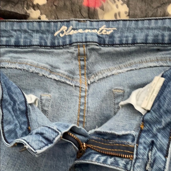 Worn style jeans - Picture 11 of 13